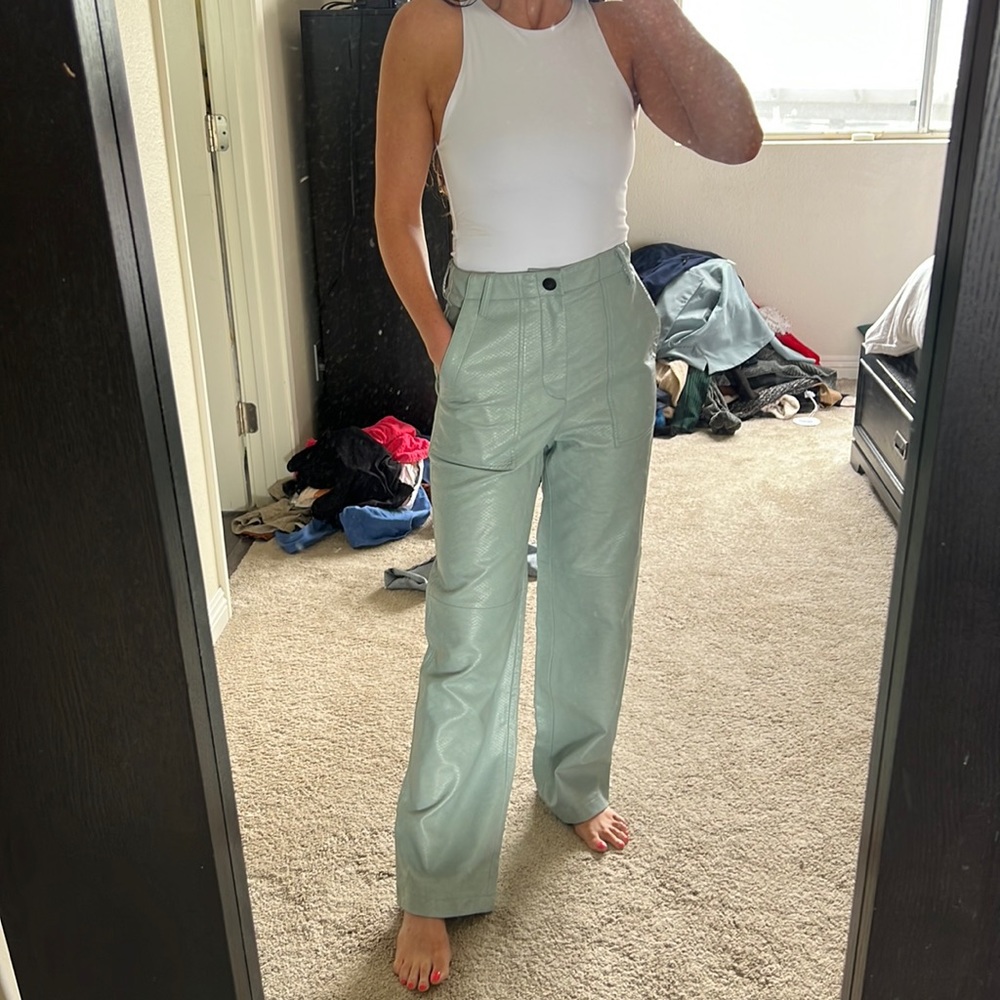 Zara baby blue faux leather pant - Picture 1 of 8